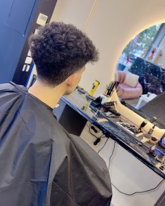 Custom image caption