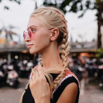 Braids with Straightening